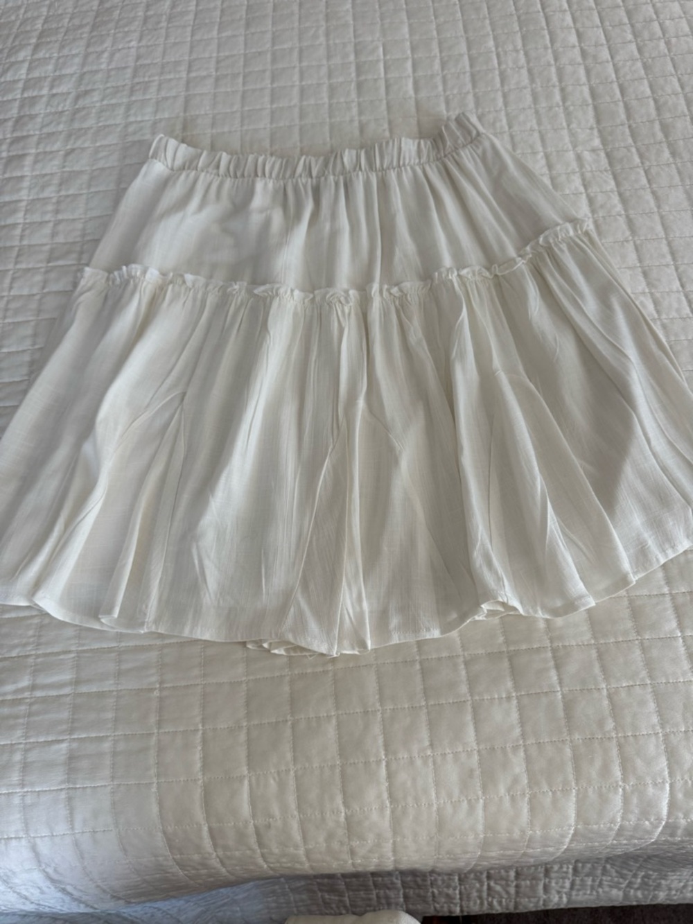 Lightweight White Tiered Skirt by Gibsonlook